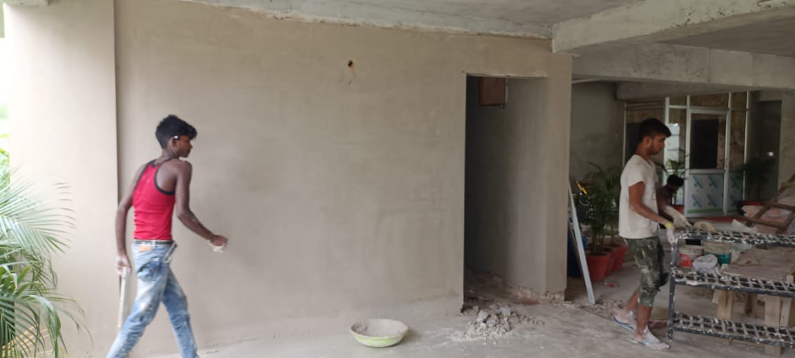 Smooth finished wall with Goldmax plaster